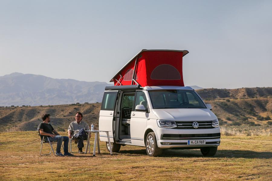  Volkswagen California Ocean Red (T6) 2016 года  (фото 9 из 33)